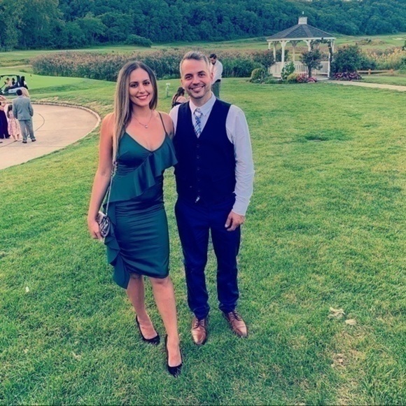 Nasty Gal Emerald Green Ruffle Midi Dress size 6 - Picture 2 of 8